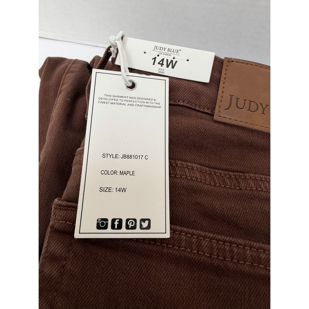 Judy Blue NWT Mid-Rise Brown Utility Pocket Wide Leg Crop Jeans Size 14W #881017 - Picture 2 of 6